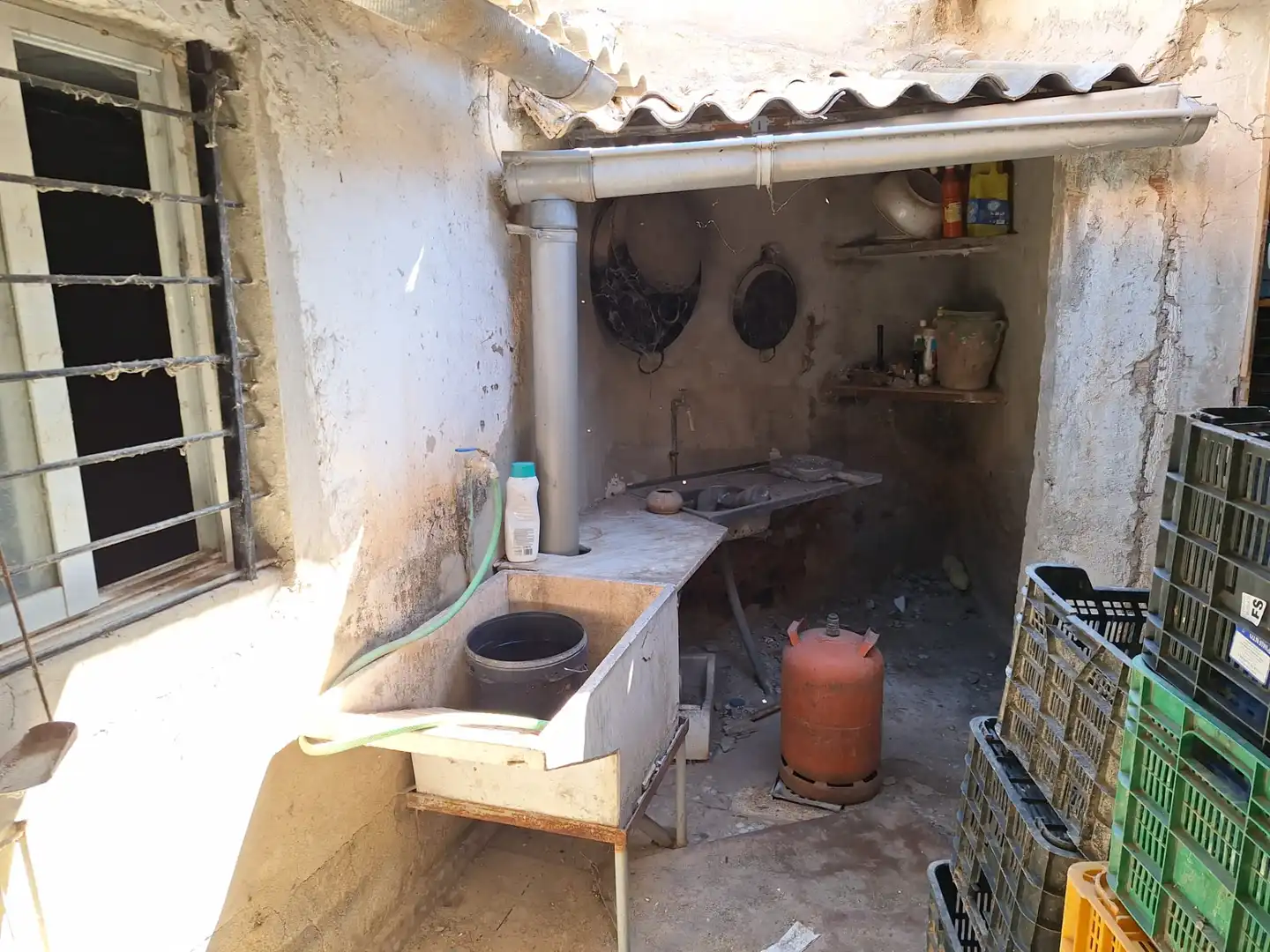 Cuina de Casa o xalet en venda en Alicante / Alacant amb Jardí privat, Terrassa i Traster