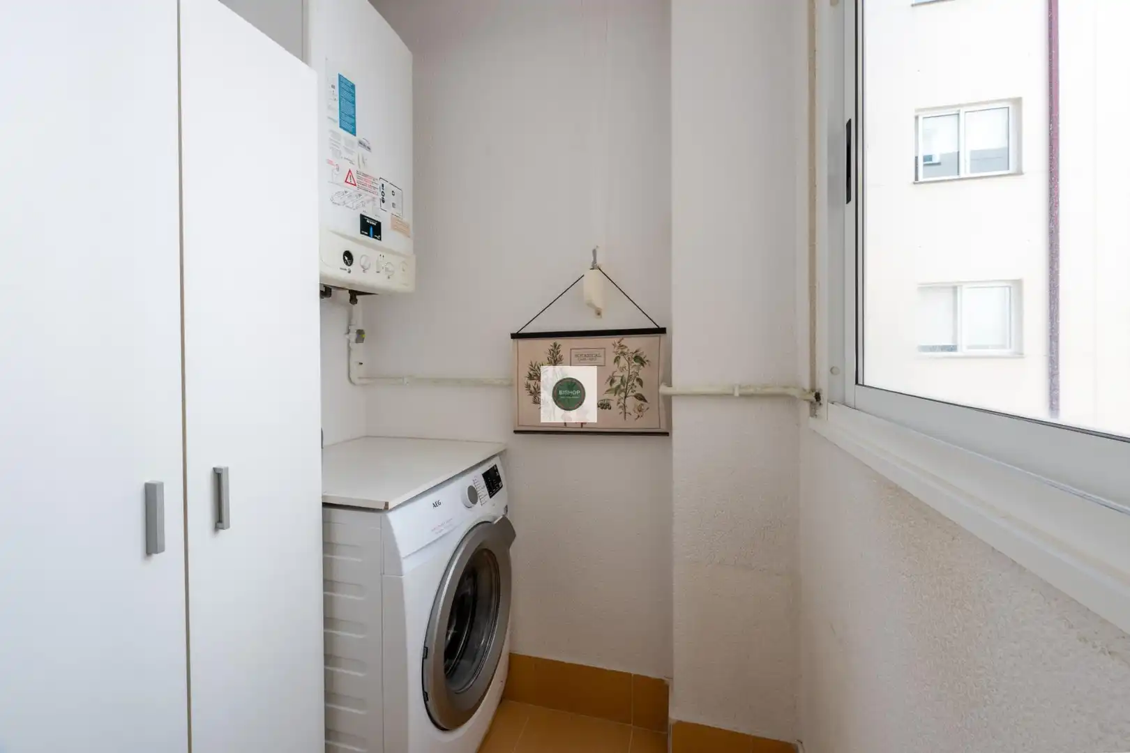 Cocina de Piso en venta en A Coruña Capital  con Calefacción y Trastero