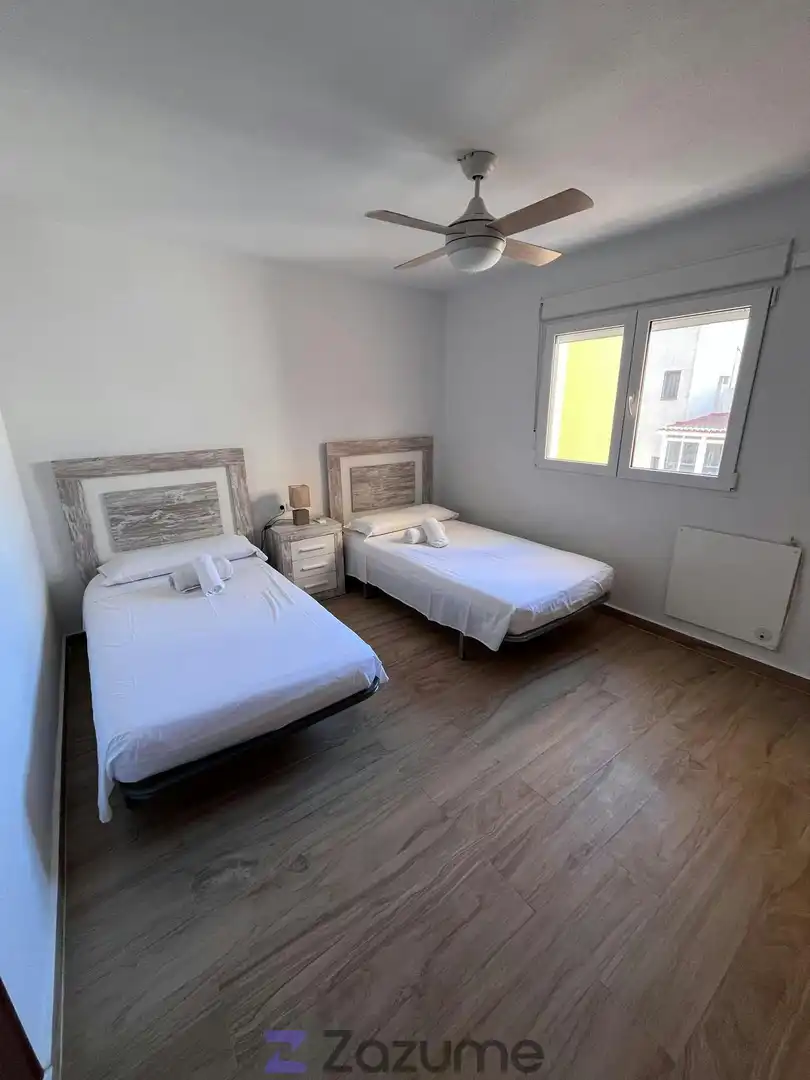 Bedroom of Flat for rent in Torrevieja  with Air Conditioner, Furnished and Oven