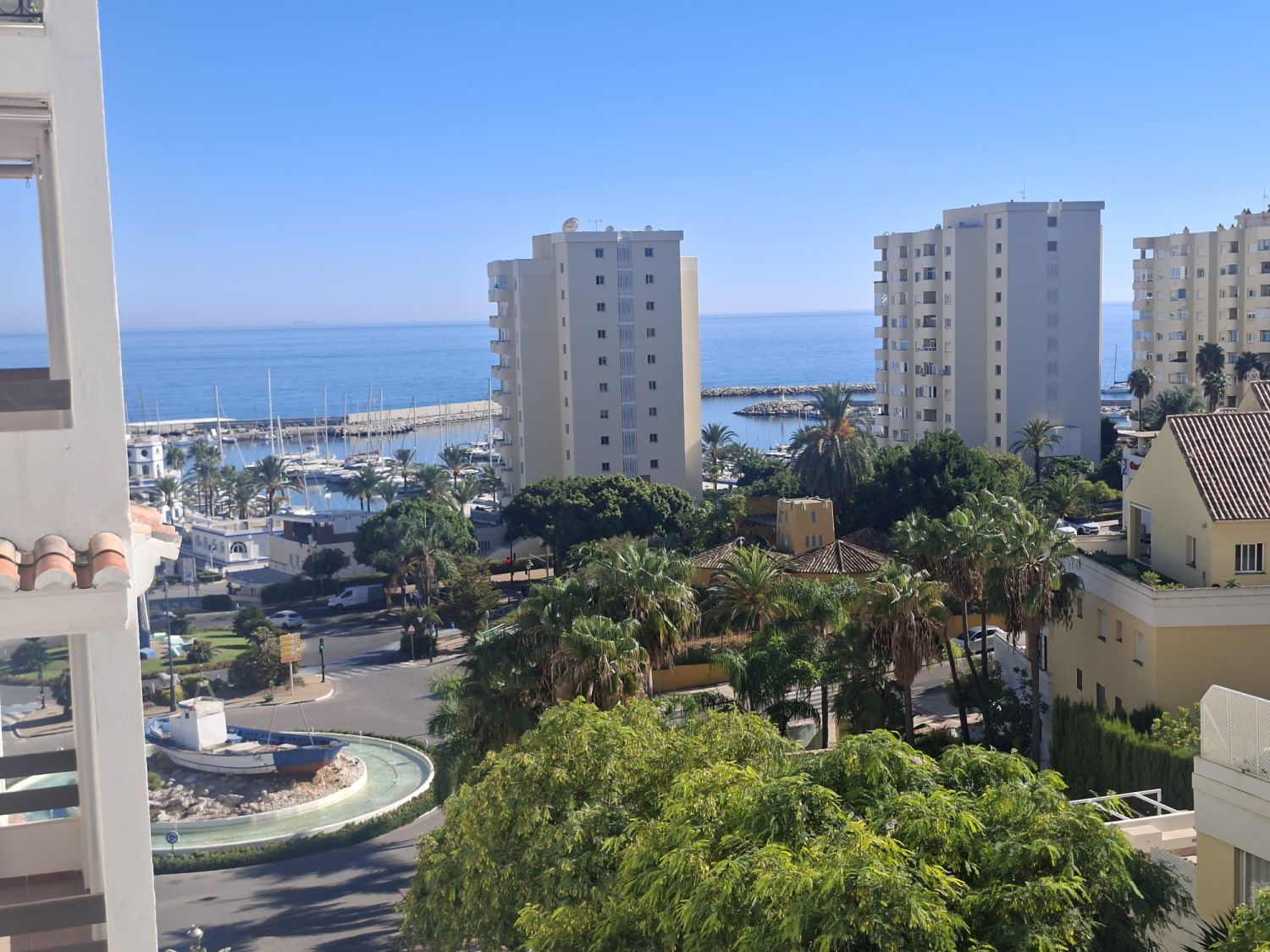 Exterior view of Flat for sale in Estepona  with Heating, Terrace and Community pool