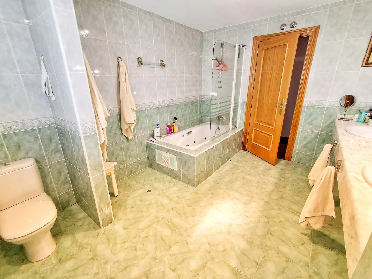 Baño de Edificio en venta en Vadocondes con Alarma y Piscina comunitaria