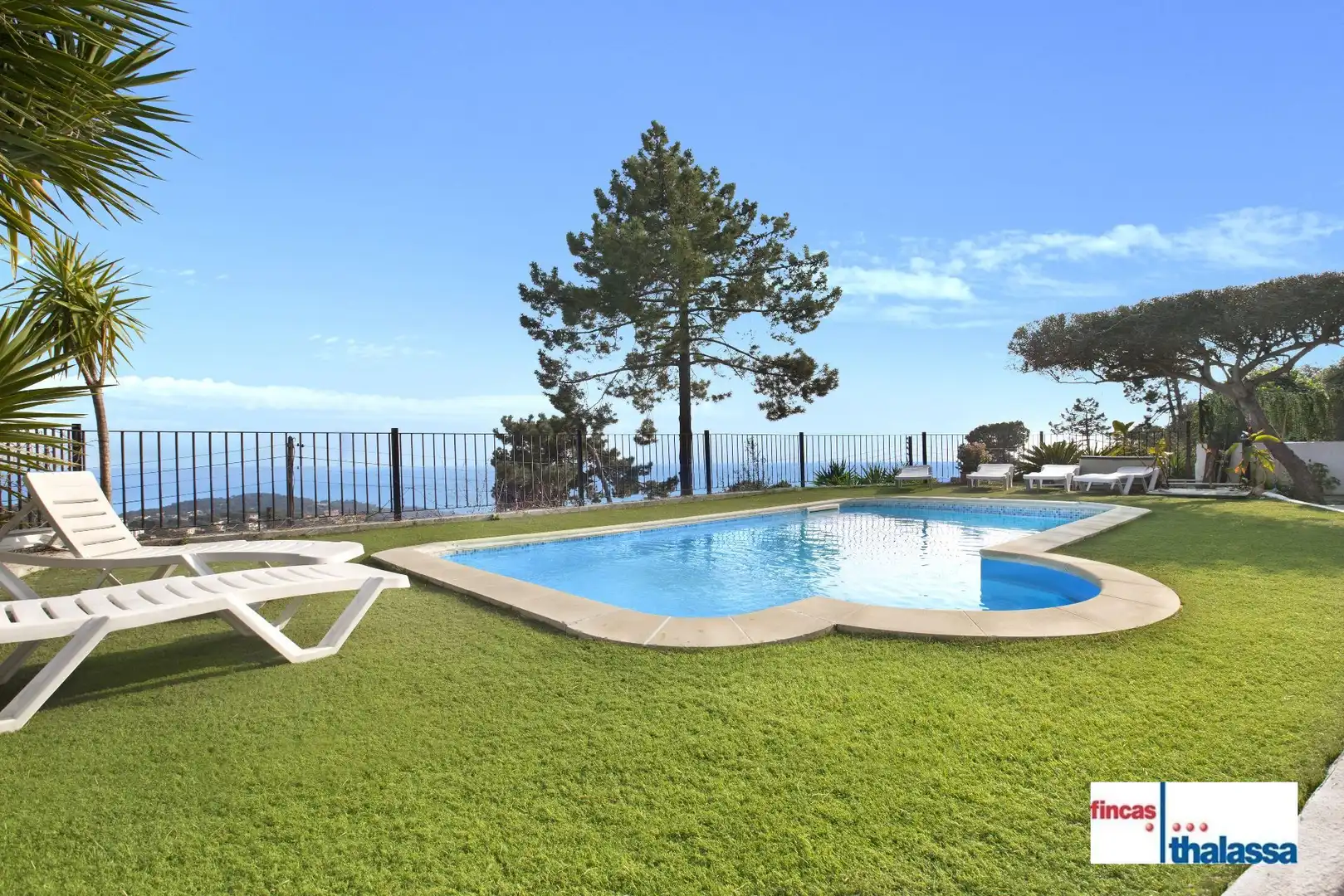 Casa con piscina en venta en Serra Brava, imagen 2