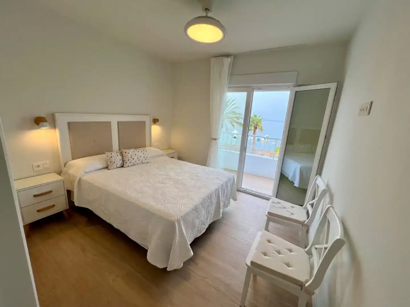 Bedroom of Flat for rent in Almuñécar  with Air Conditioner and Furnished