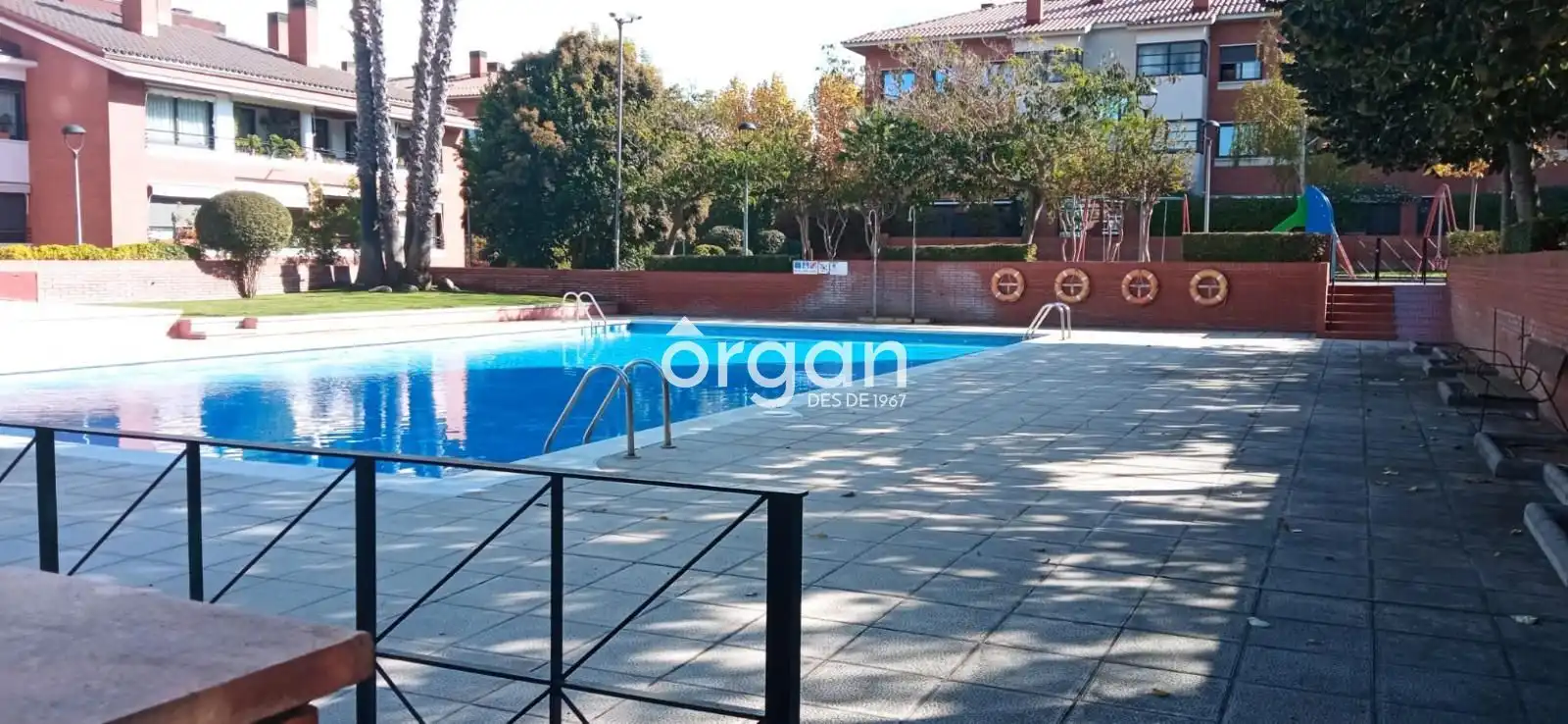 Piscina de Pis en venda en Sant Cugat del Vallès amb Calefacció, Terrassa i Piscina