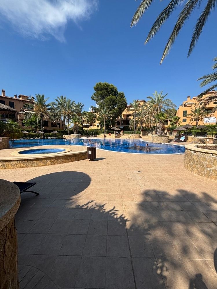 Piscina de Apartament de lloguer en Llucmajor amb Aire condicionat, Traster i Moblat
