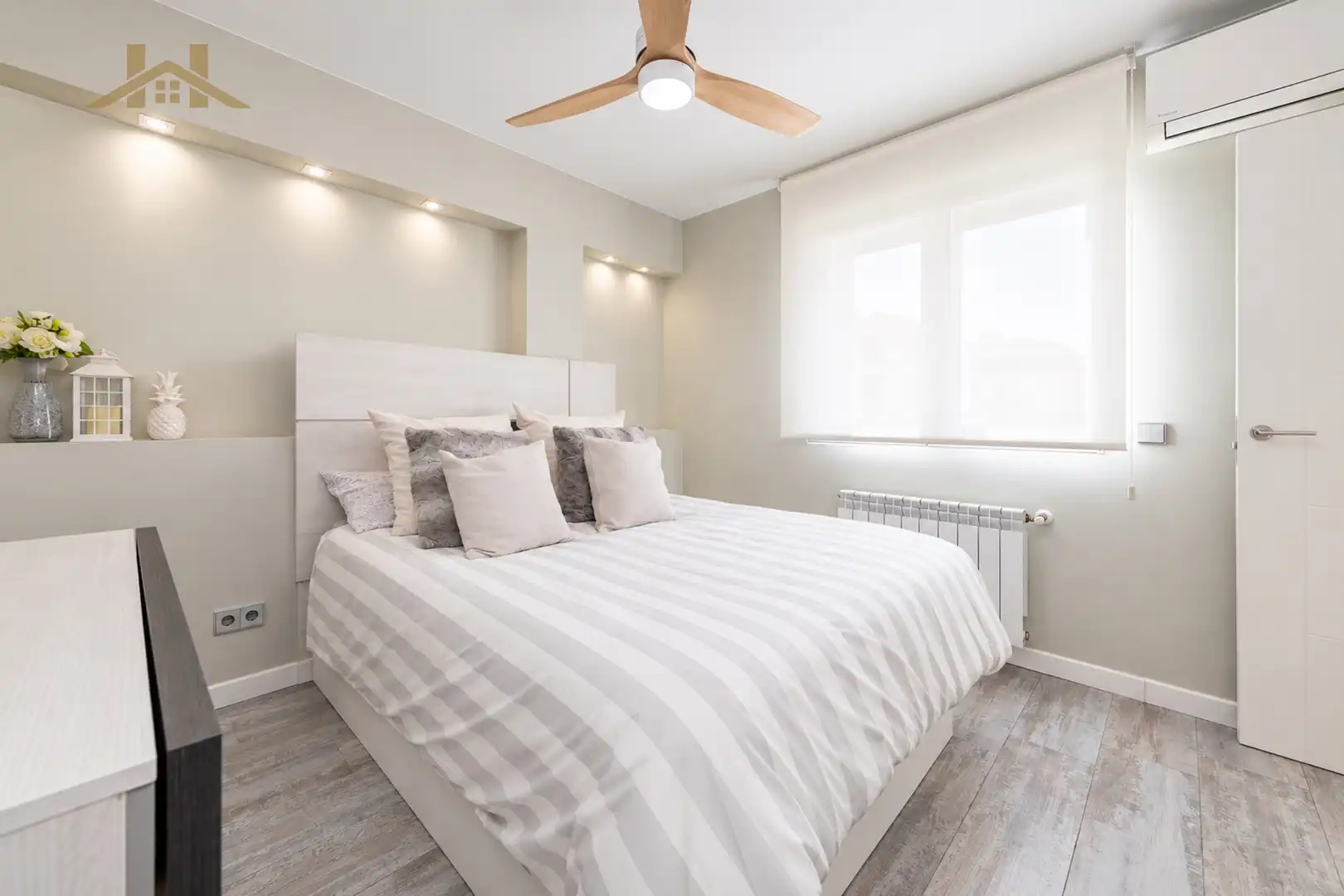 Flat with lift for sale in Calle de los Cantos 1, imagen 3
