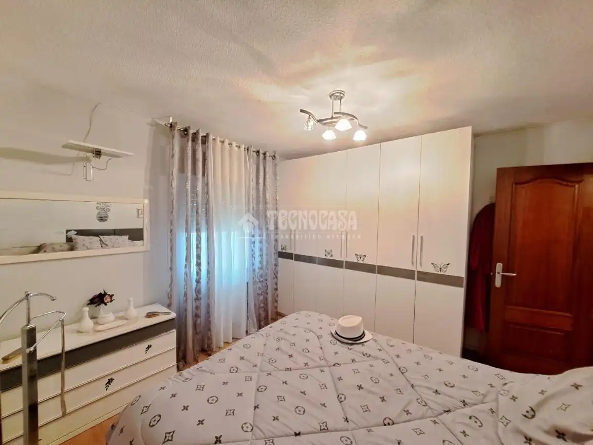 Habitación de Piso en venta en Parla con Calefacción y Terraza