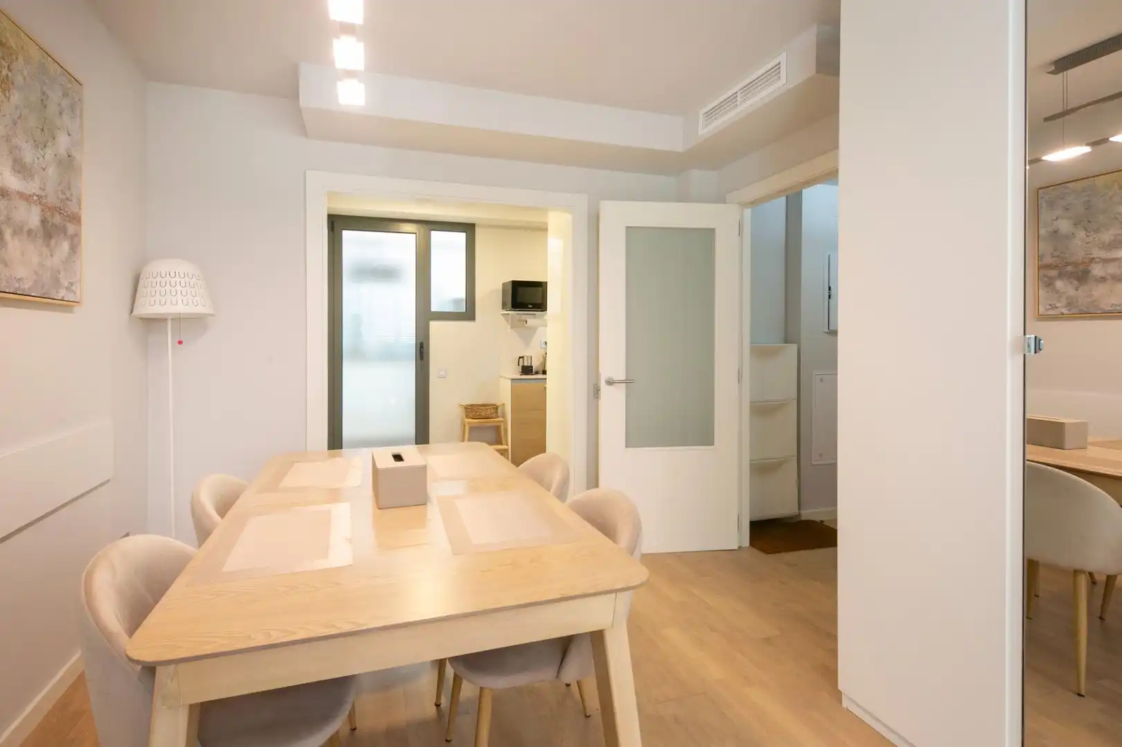 Dining room of Duplexes for sale in Barcelona  with Parquet flooring, Furnished and Community pool