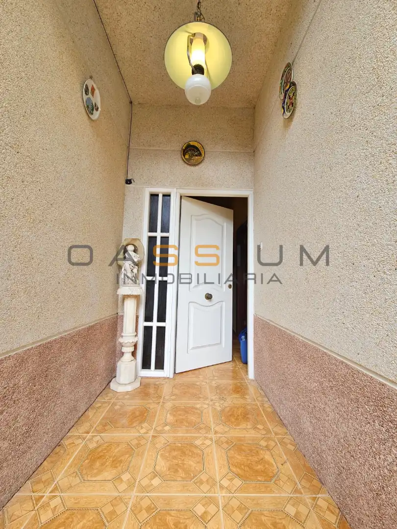 House with pool for sale in Carrer Santa Oliva, imagen 3