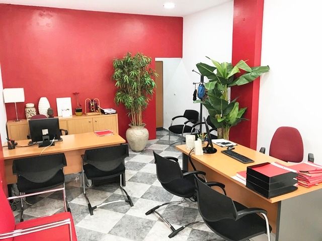 Premises to rent in Calle Beethoven, Los Guindos - Parque Mediterráneo - Santa Paula