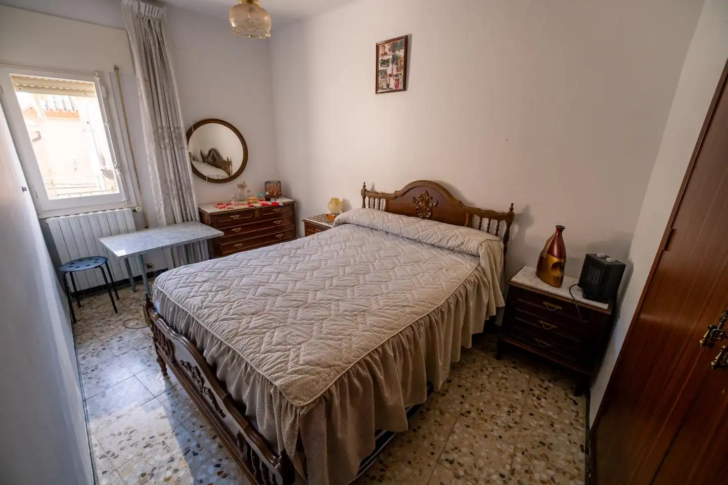 Dormitori de Casa o xalet en venda en Morés amb Calefacció, Terrassa i Balcó