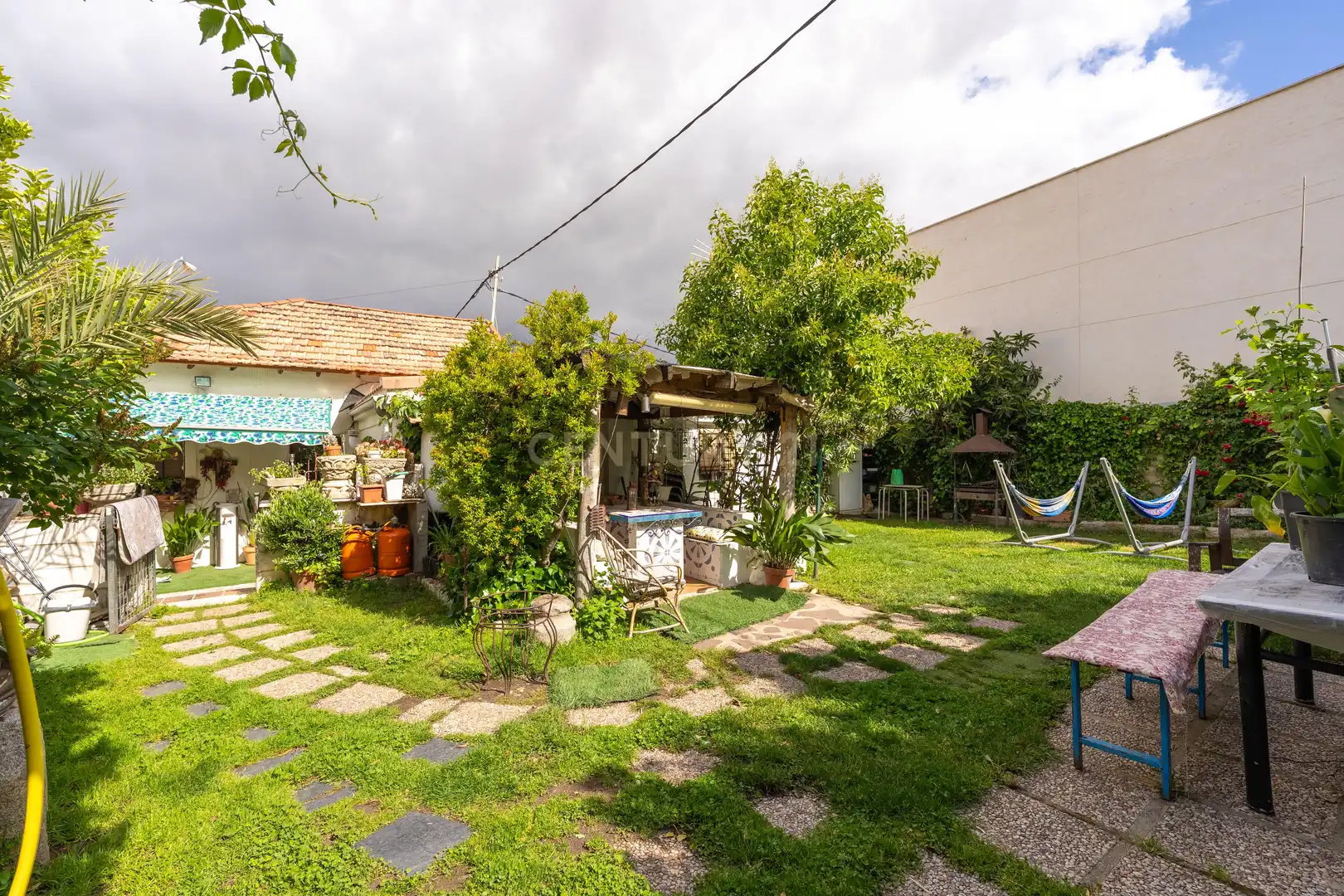 Garten von Residential zum Verkauf in Madrid
