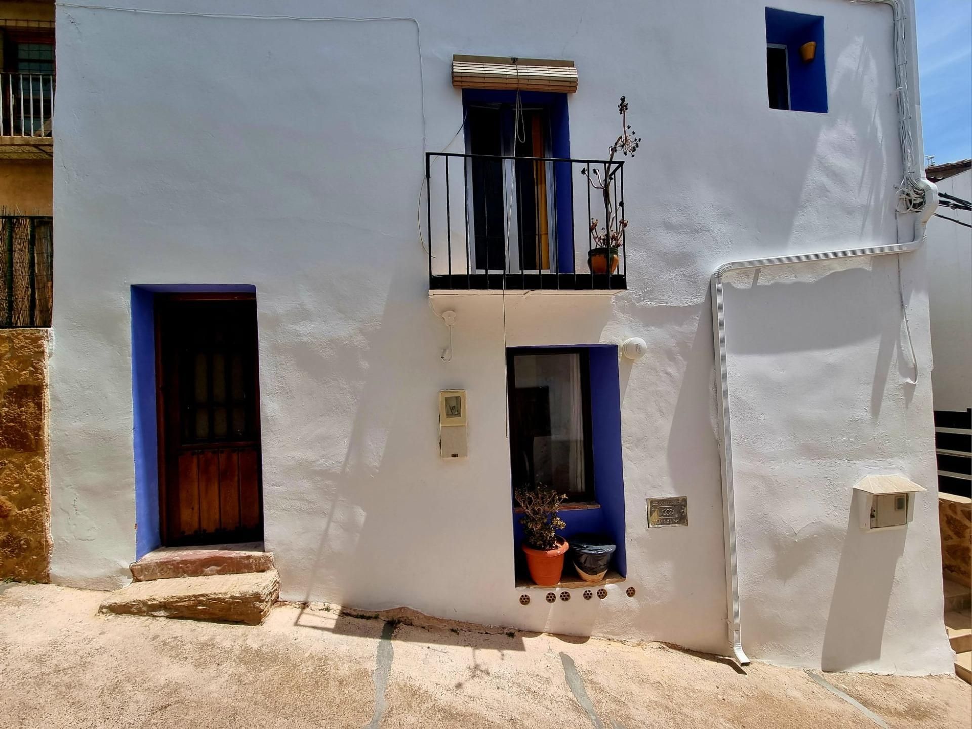 Vista exterior de Casa o xalet en venda en Gátova amb Calefacció, Parquet i Traster