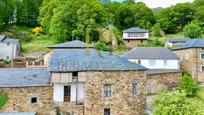 Exterior view of House or chalet for sale in Vega de Valcarce