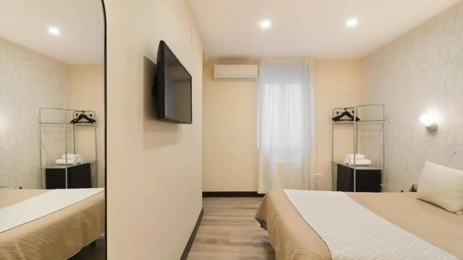 Dormitori de Estudi de lloguer en Ronda amb Moblat i Es permeten mascotes