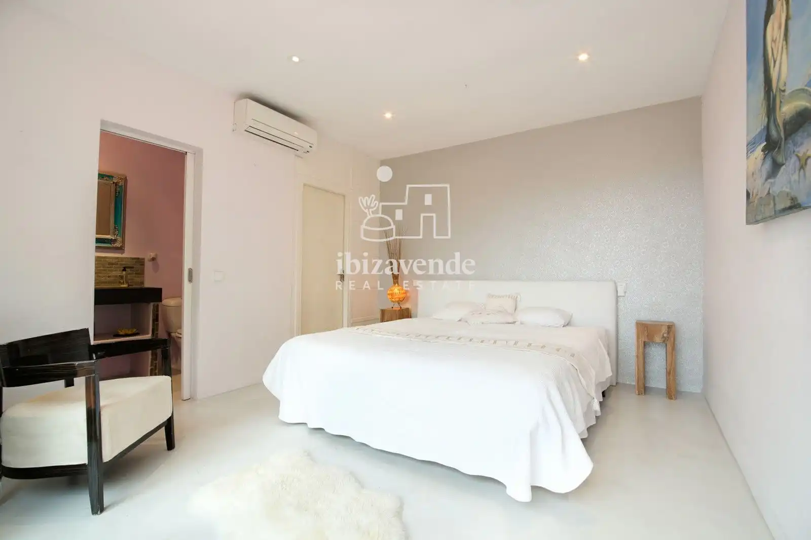 Bedroom of Houses for sale in Santa Eulària des Riu  with Air Conditioner, Private garden and Terrace
