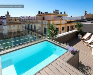 Piscina de Pis de lloguer en  Sevilla Capital amb Aire condicionat, Calefacció i Rentadora