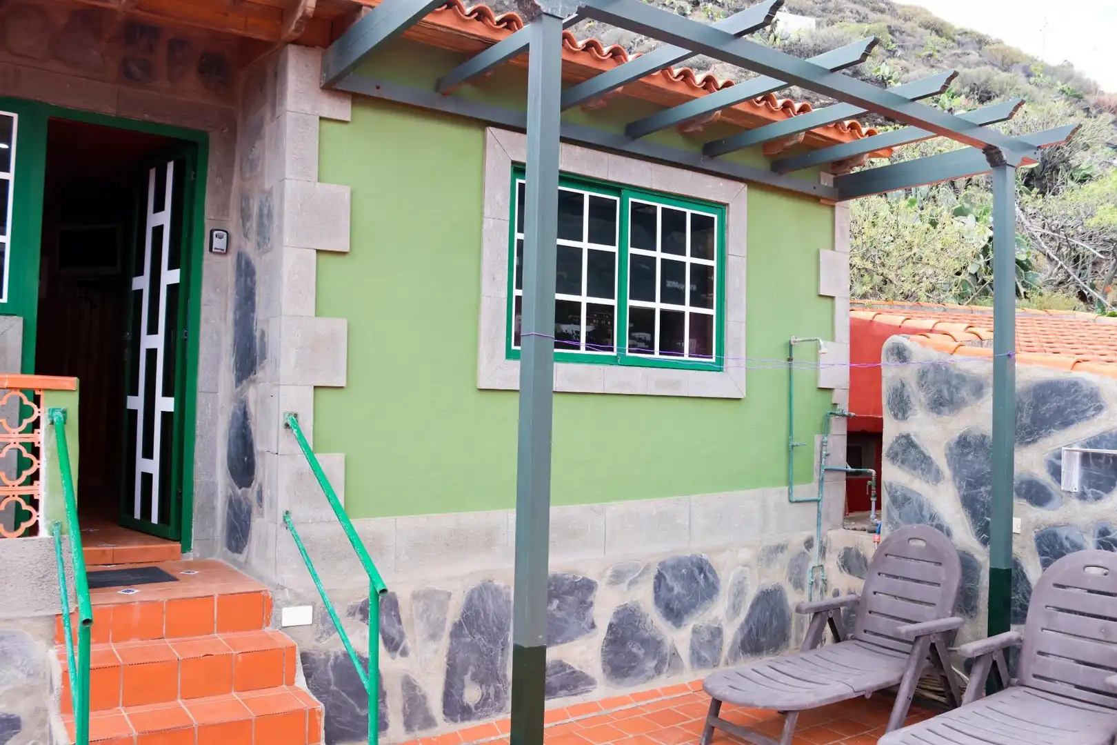 Vista exterior de Finca rústica en venta en Hermigua con Jardín privado, Terraza y Amueblado