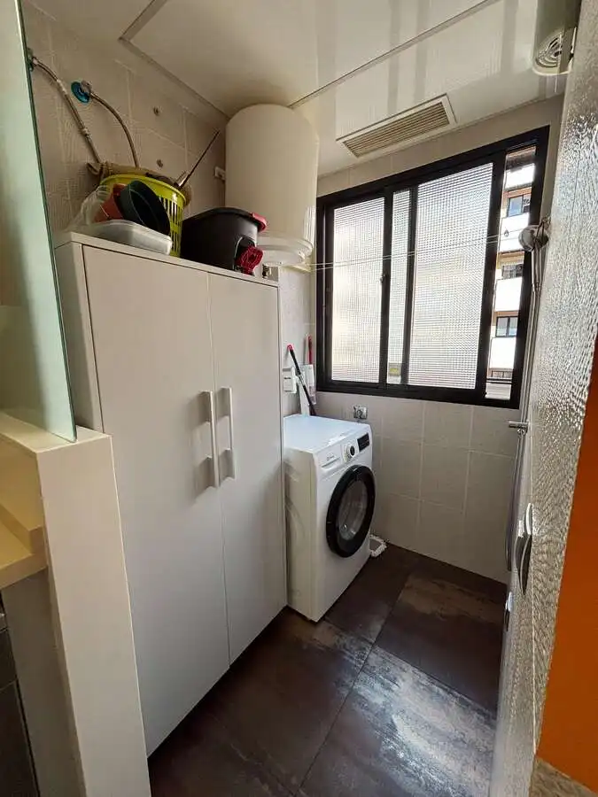 Cocina de Piso en venta en Las Palmas de Gran Canaria con Aire acondicionado y Piscina