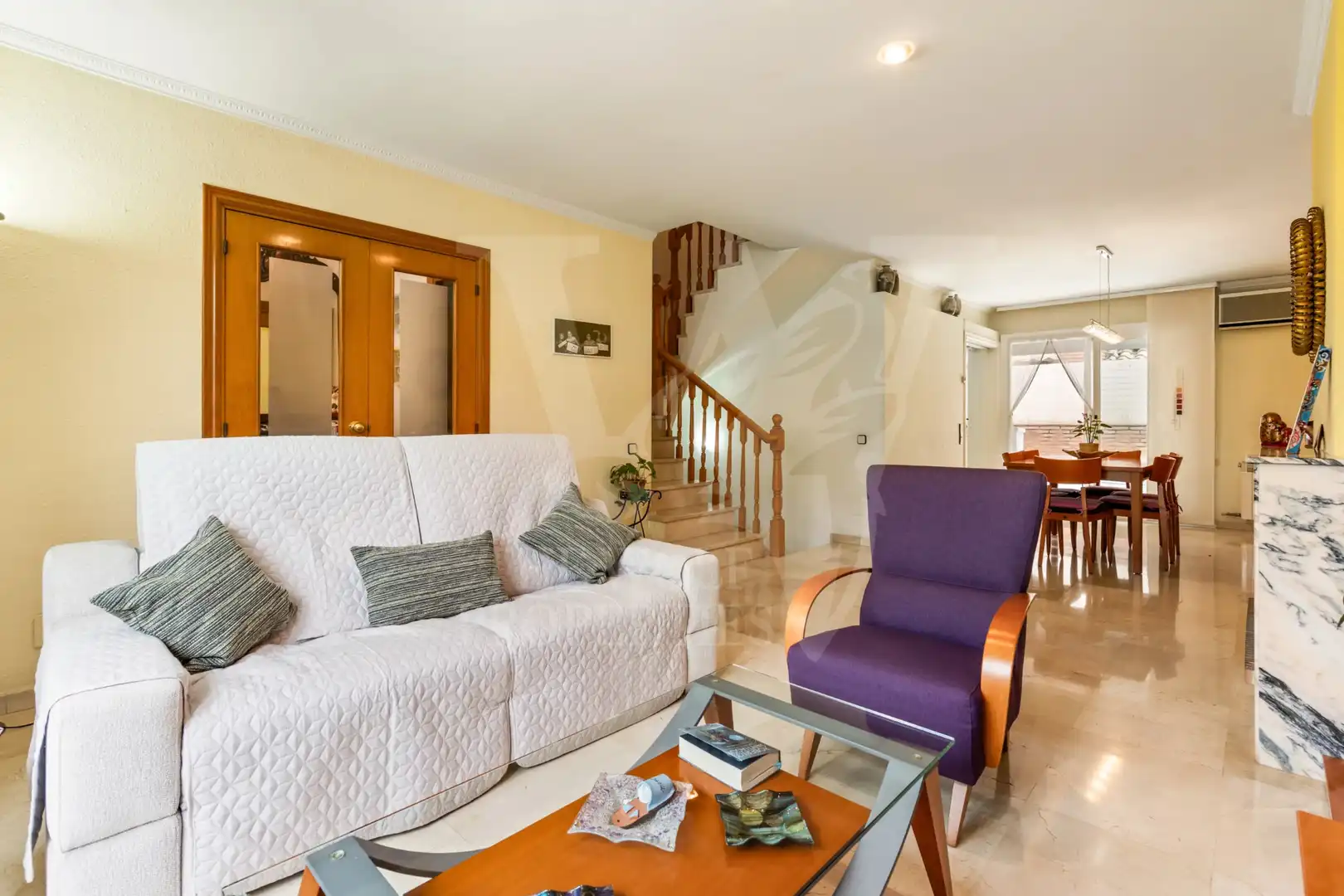 Sala d'estar de Casa adosada en venda en Premià de Mar amb Aire condicionat, Calefacció i Jardí privat