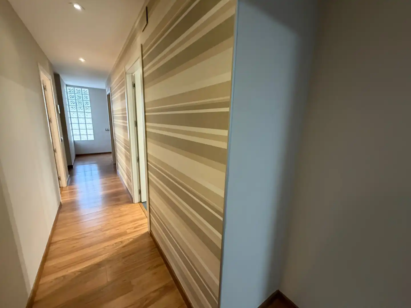 Houses for sale in Albesa  with Air Conditioner, Heating and Parquet flooring