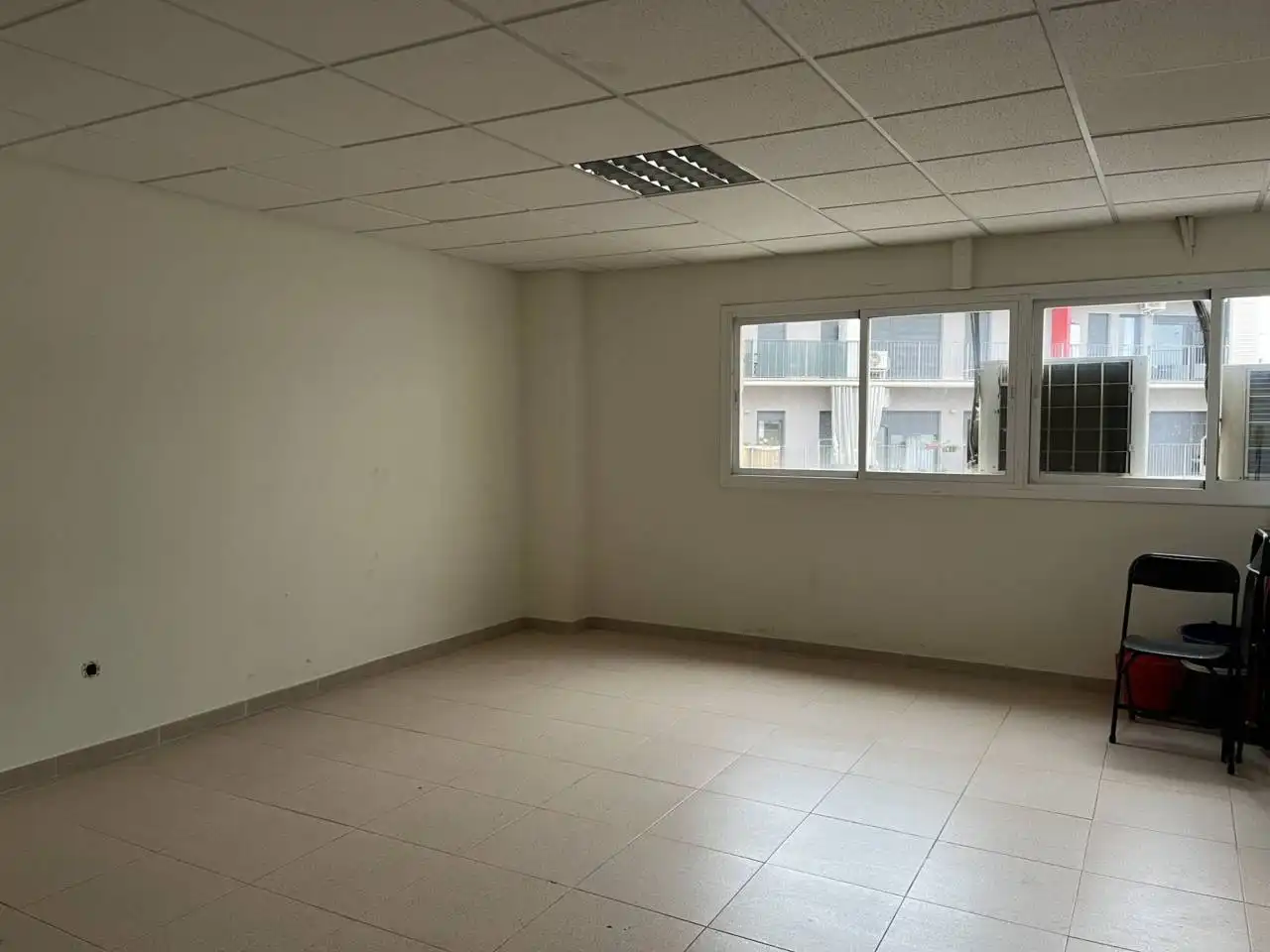 Local comercial en venda a Plaza  Paola Blasco 1, imagen 9