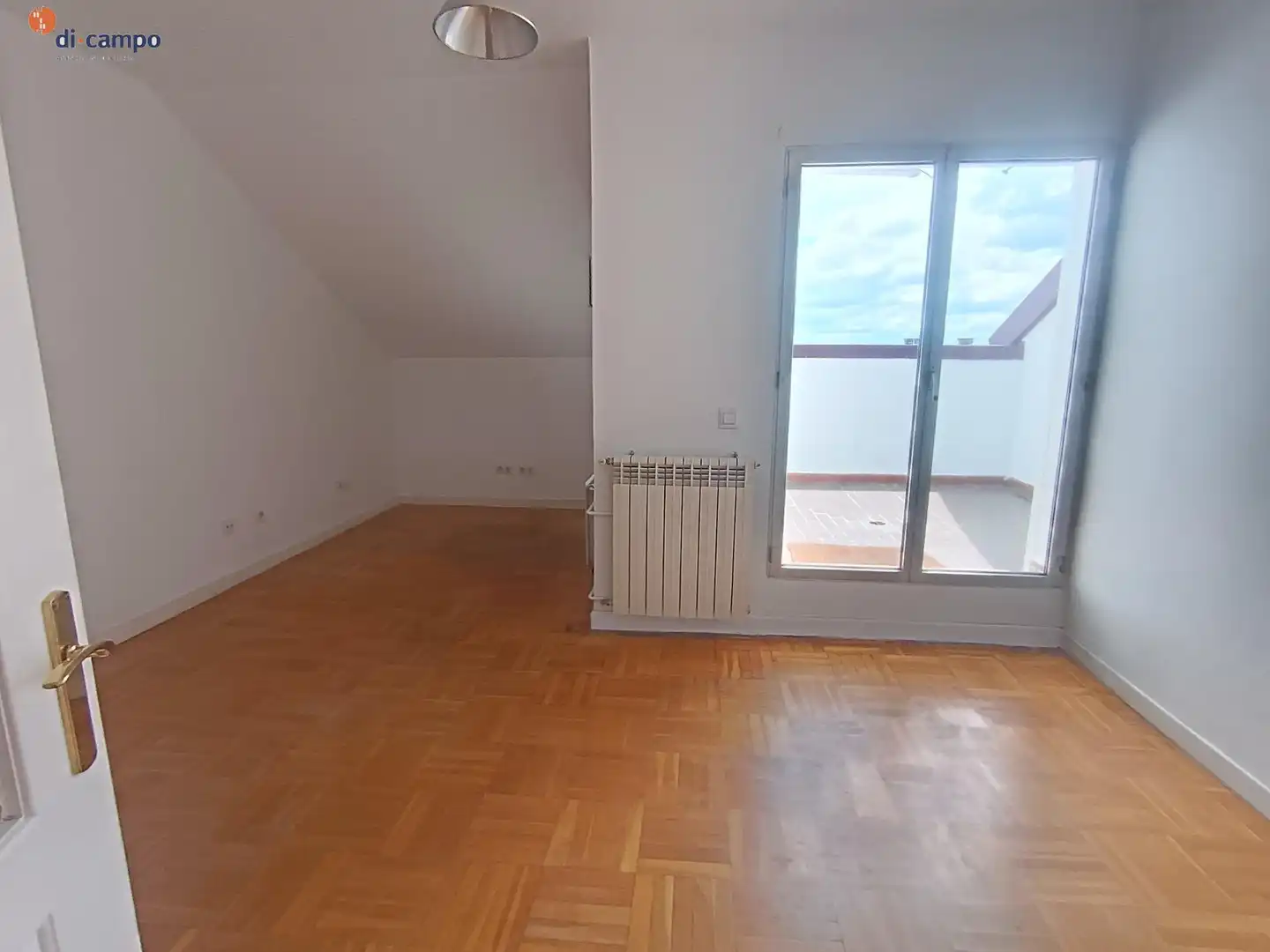 Balcony of Attic for rent in Valladolid  with Heating, Terrace and Storage room