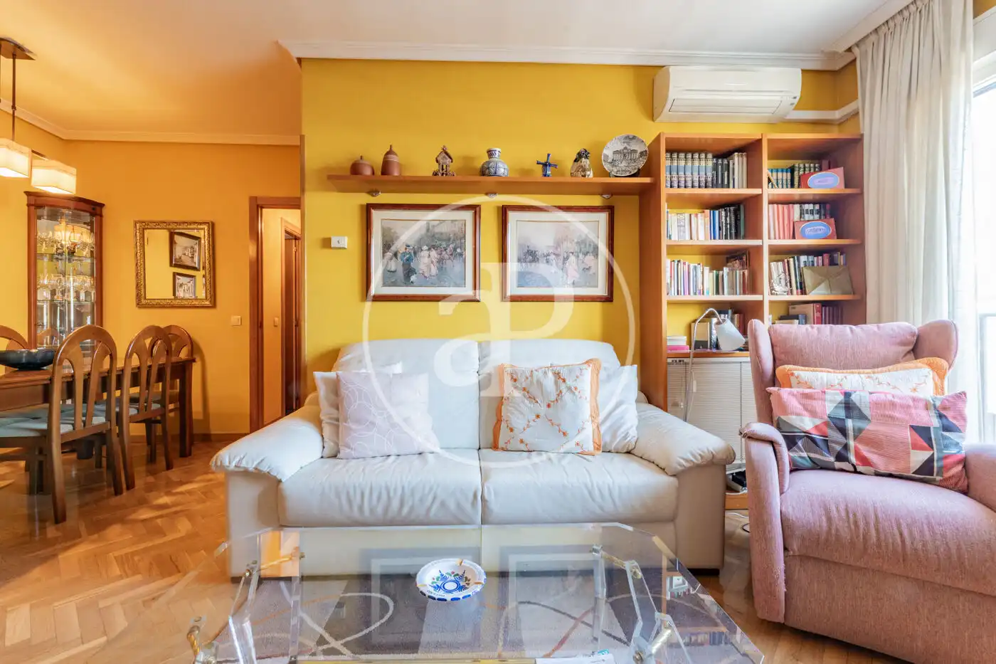 Sala de estar de Piso en venta en Madrid con Aire acondicionado, Calefacción y Jardín privado