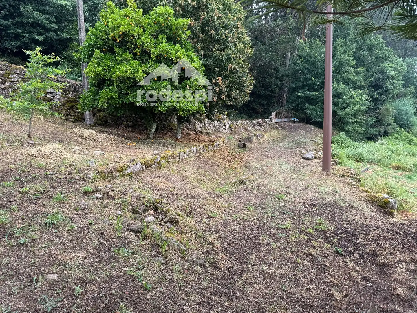Einfamilien-Reihenhaus zum Verkauf in Arbo mit Heizung, Abstellraum und Möbliert
