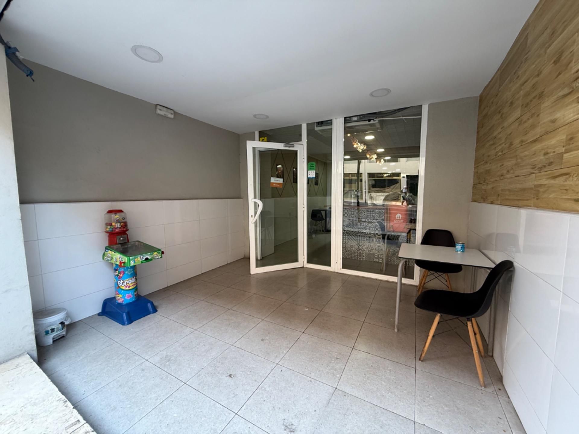 Premises to rent in Alicante / Alacant  with Terrace and Furnished