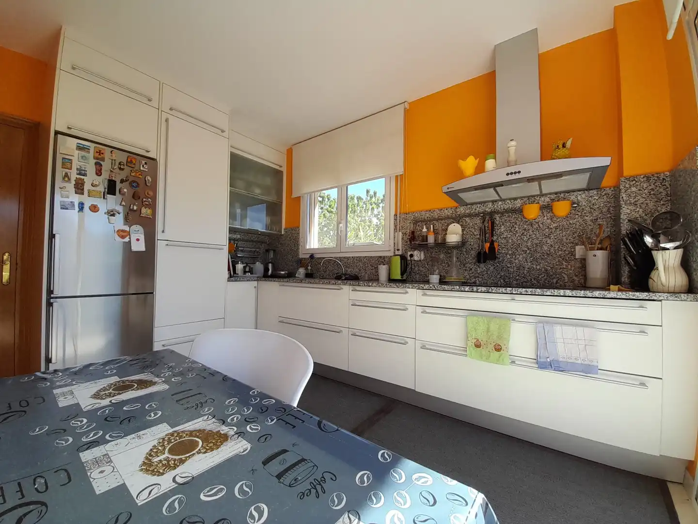 Cocina de Casa adosada en venta en Santa Pau con Aire acondicionado, Calefacción y Terraza