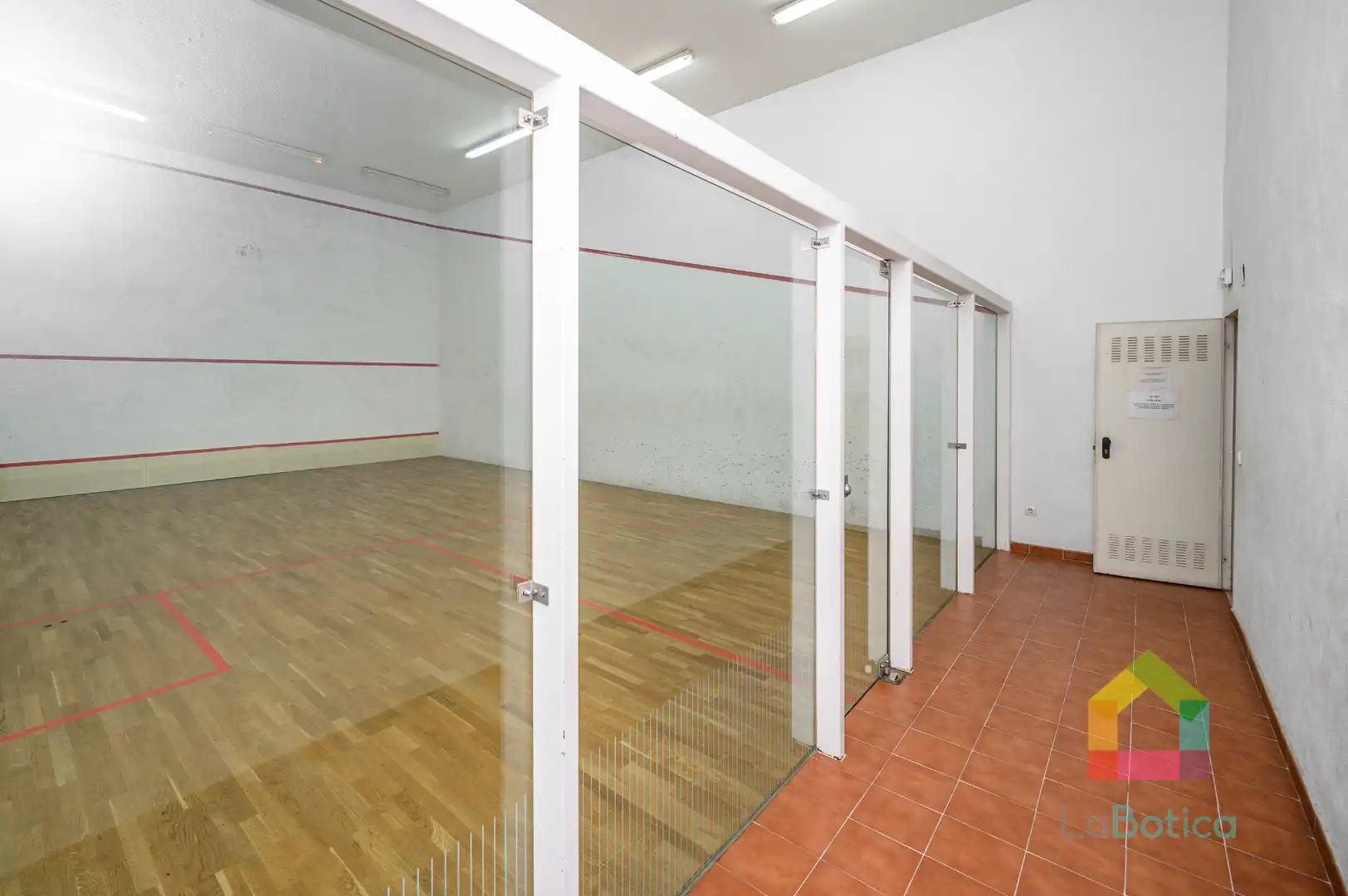 Apartament en venda en Toledo amb Aire condicionat, Moblat i Piscina comunitària