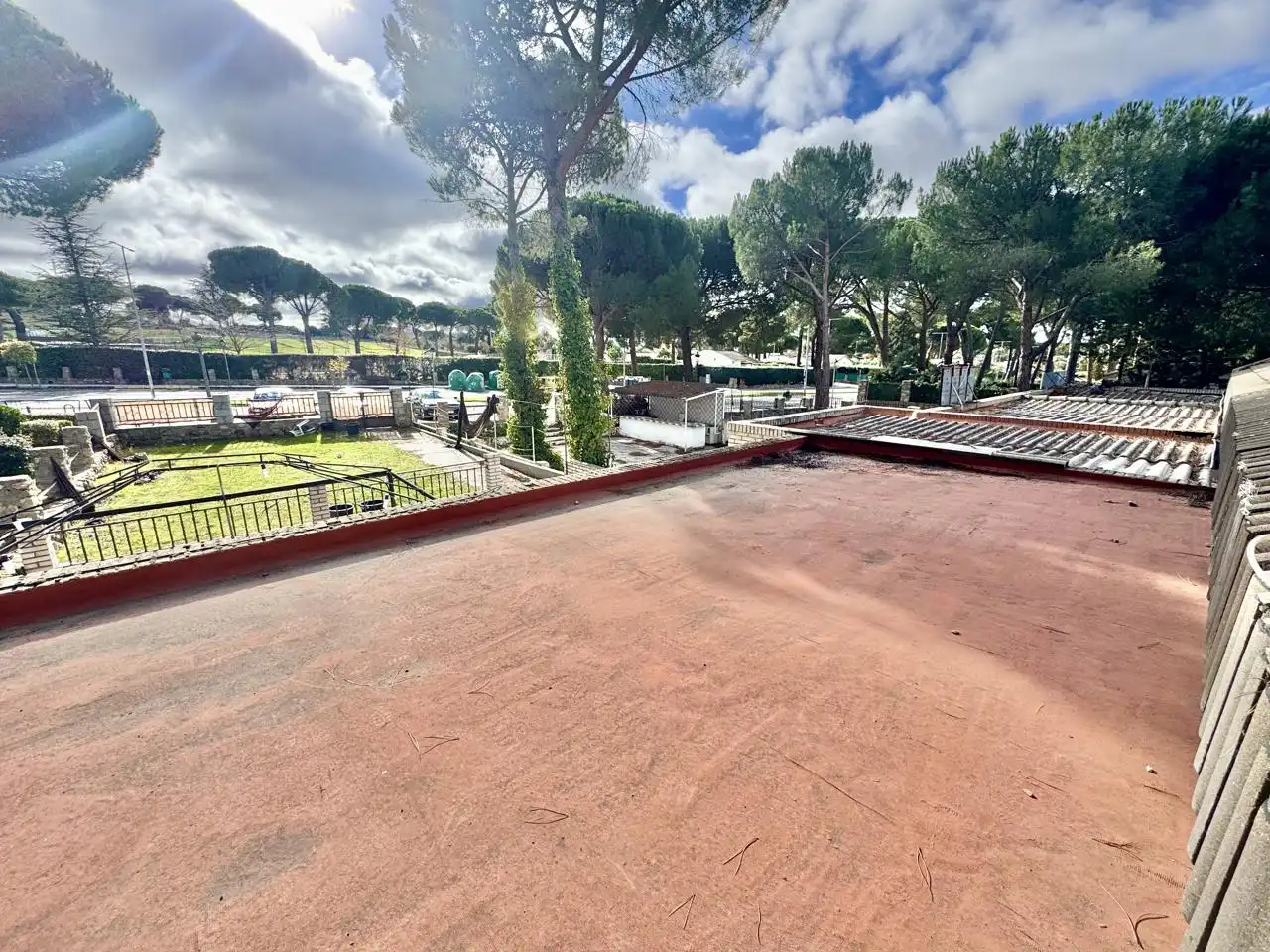 Vista exterior de Local en venta en Maello con Aire acondicionado