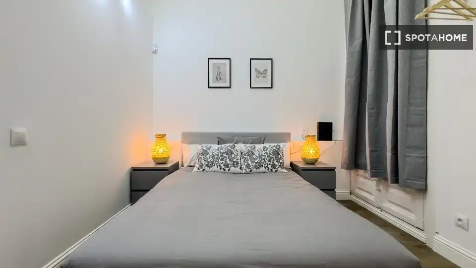 Piso con terraza en alquiler en Eixample, imagen 17