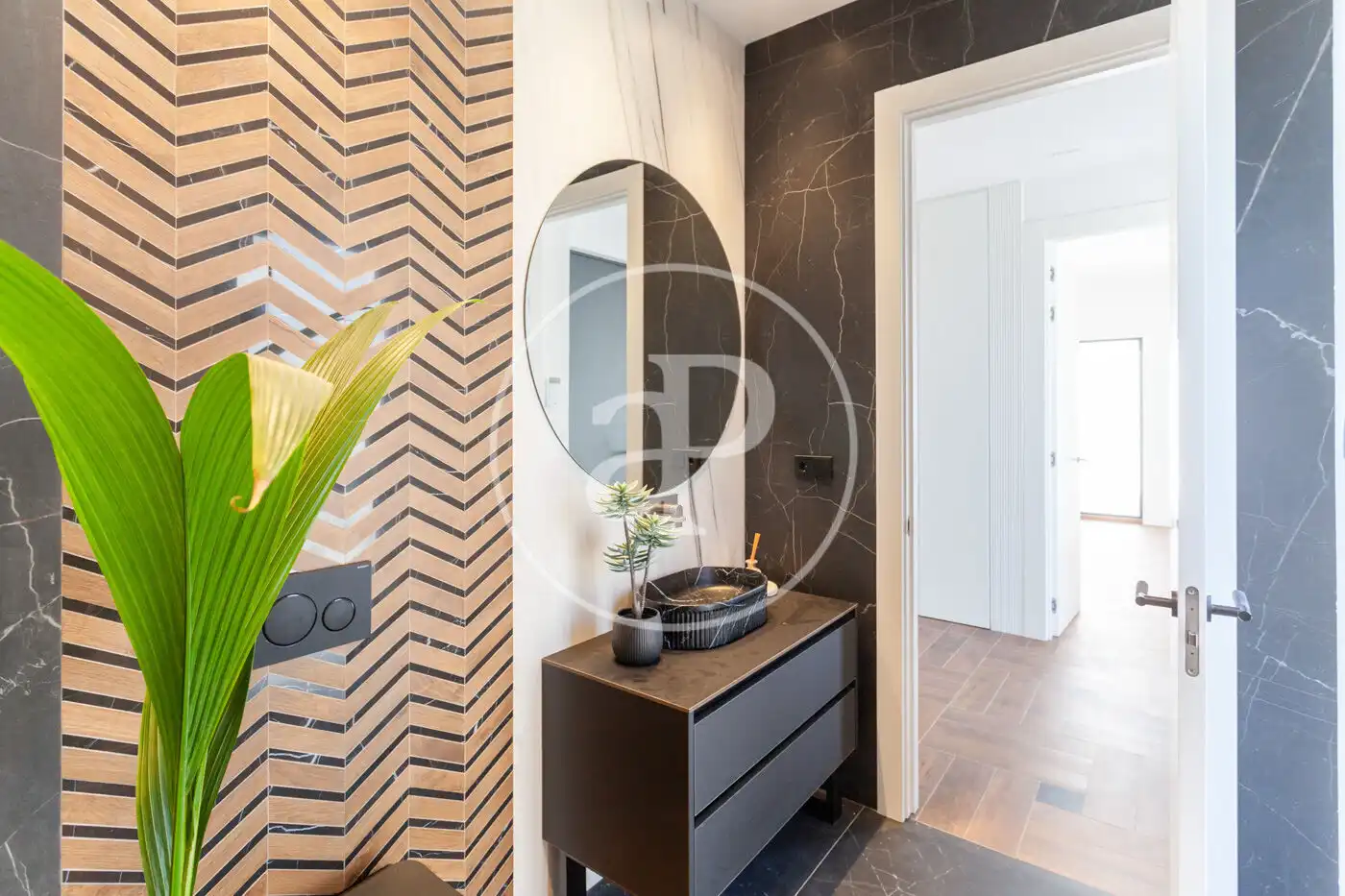 Casa aparellada amb piscina en venda a C. Tallín, imagen 26