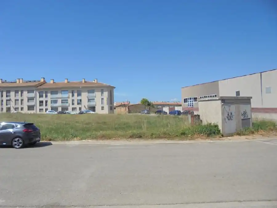 Residential land for sale in Carrer Tramuntana