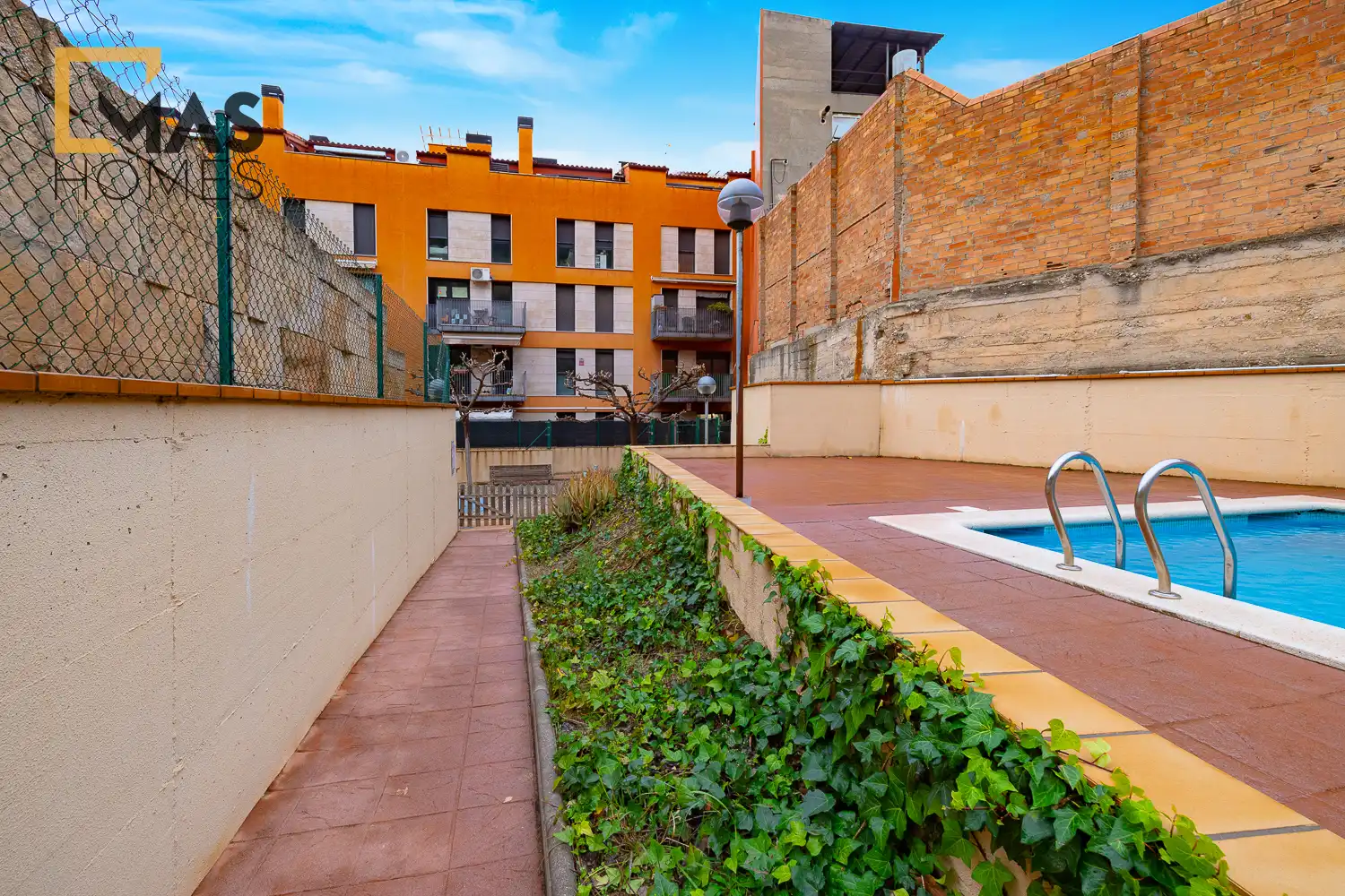 Piscina de Pis en venda en Martorell amb Aire condicionat, Calefacció i Balcó