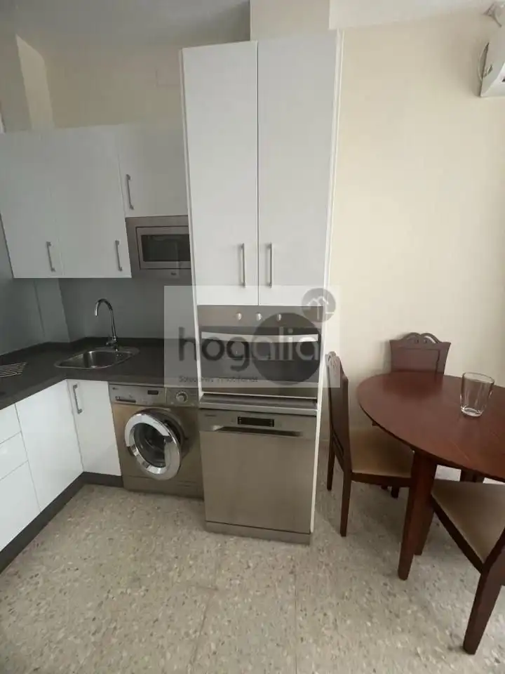 Ground floor to rent in Sur, imagen 9