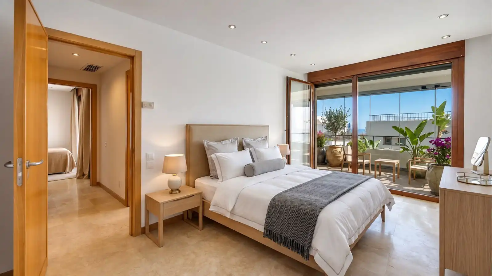Bedroom of Apartments for sale in Marbella  with Air Conditioner, Heating and Terrace