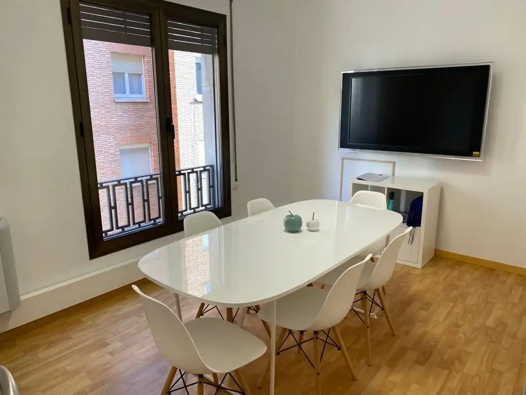Esszimmer von Büro zur Miete in Lleida mit Klimaanlage, Heizung und Terrasse