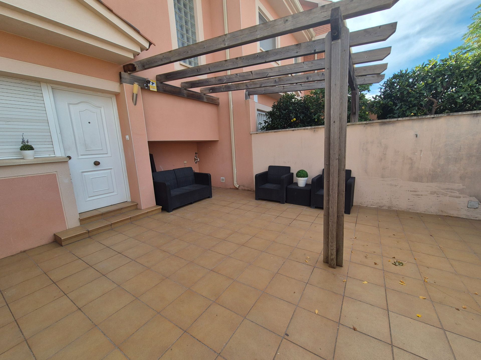 Single-family semi-detached for sale in Roda de Berà