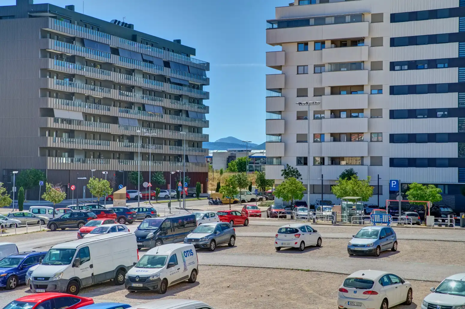Parking de Piso en venta en  Pamplona / Iruña con Calefacción, Terraza y Balcón