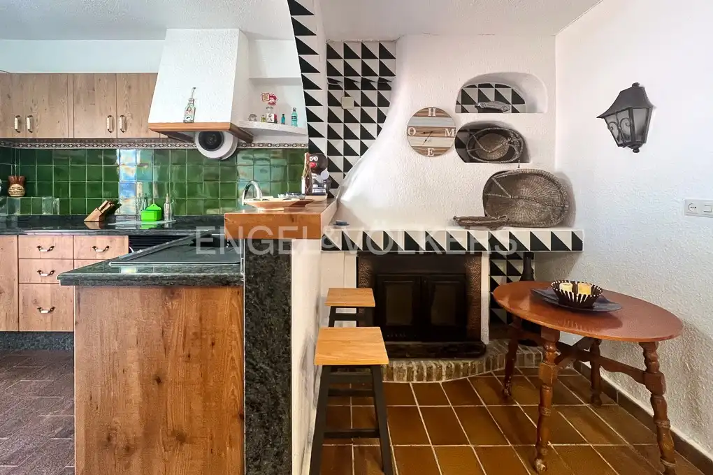 Cocina de Ático de alquiler en Sueca con Aire acondicionado, Calefacción y Jardín privado