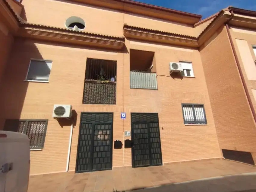 Exterior view of Garage for sale in El Viso de San Juan