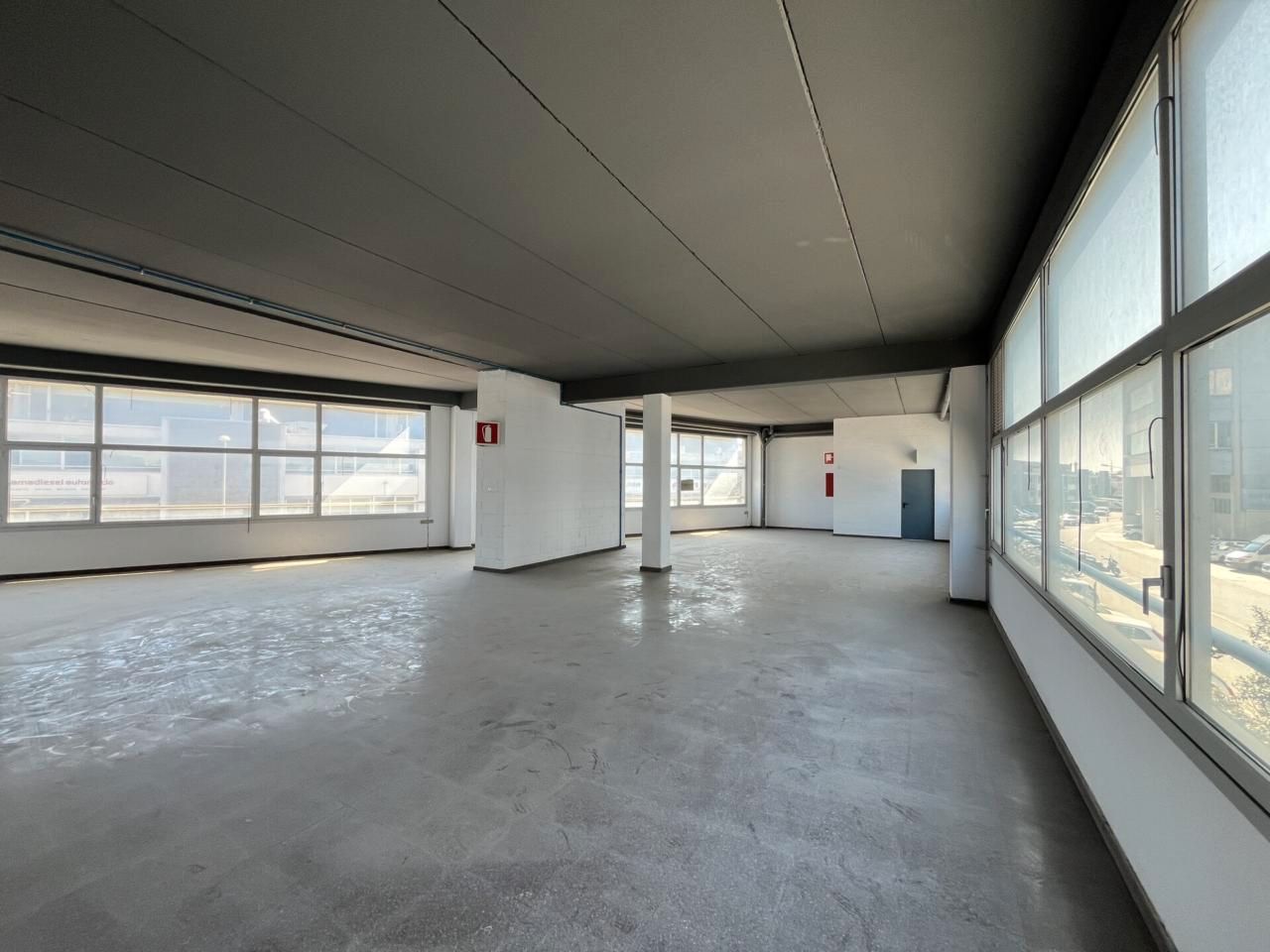 Industrial buildings for sale in Badalona  with Alarm