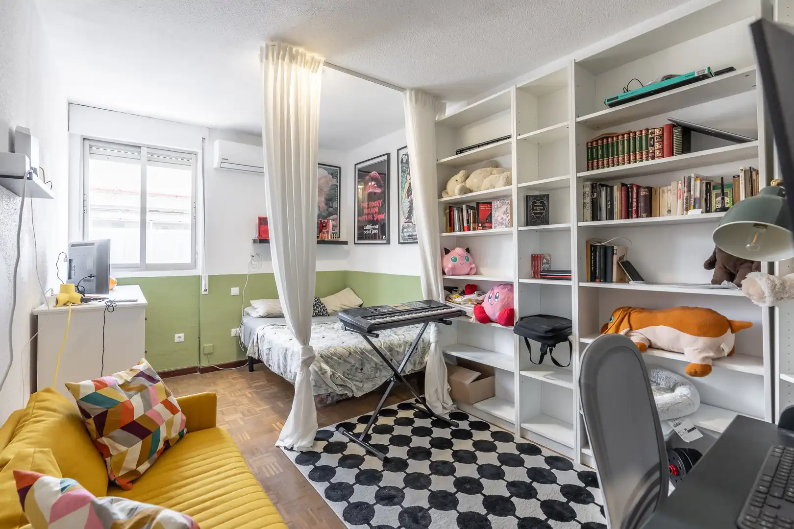 Bedroom of Flat for sale in Madrid  with Heating