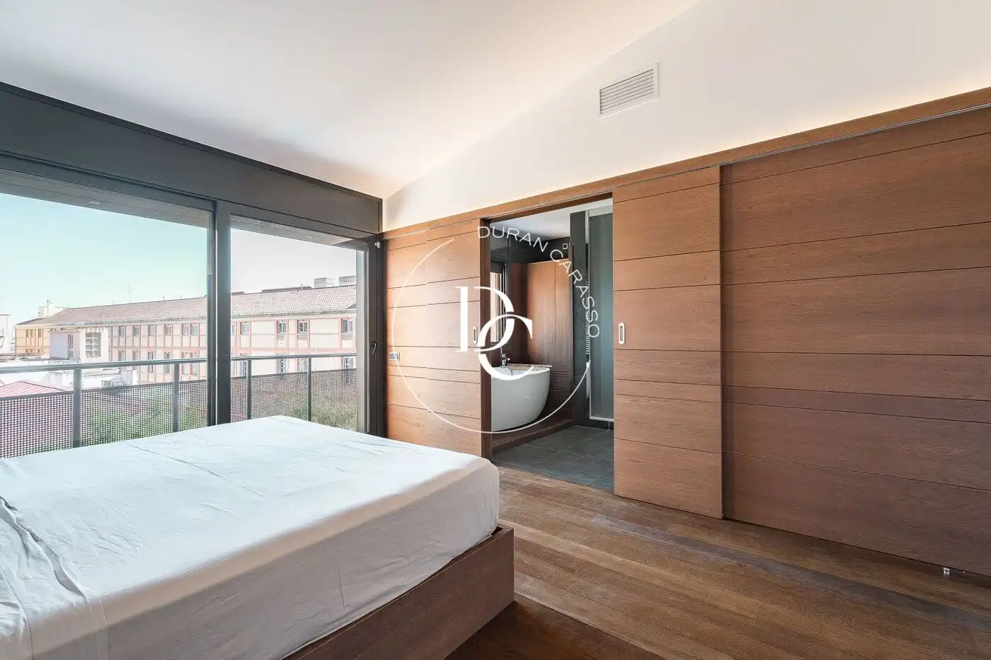 Dormitori de Casa o xalet de lloguer en Barcelona amb Aire condicionat, Calefacció i Jardí privat