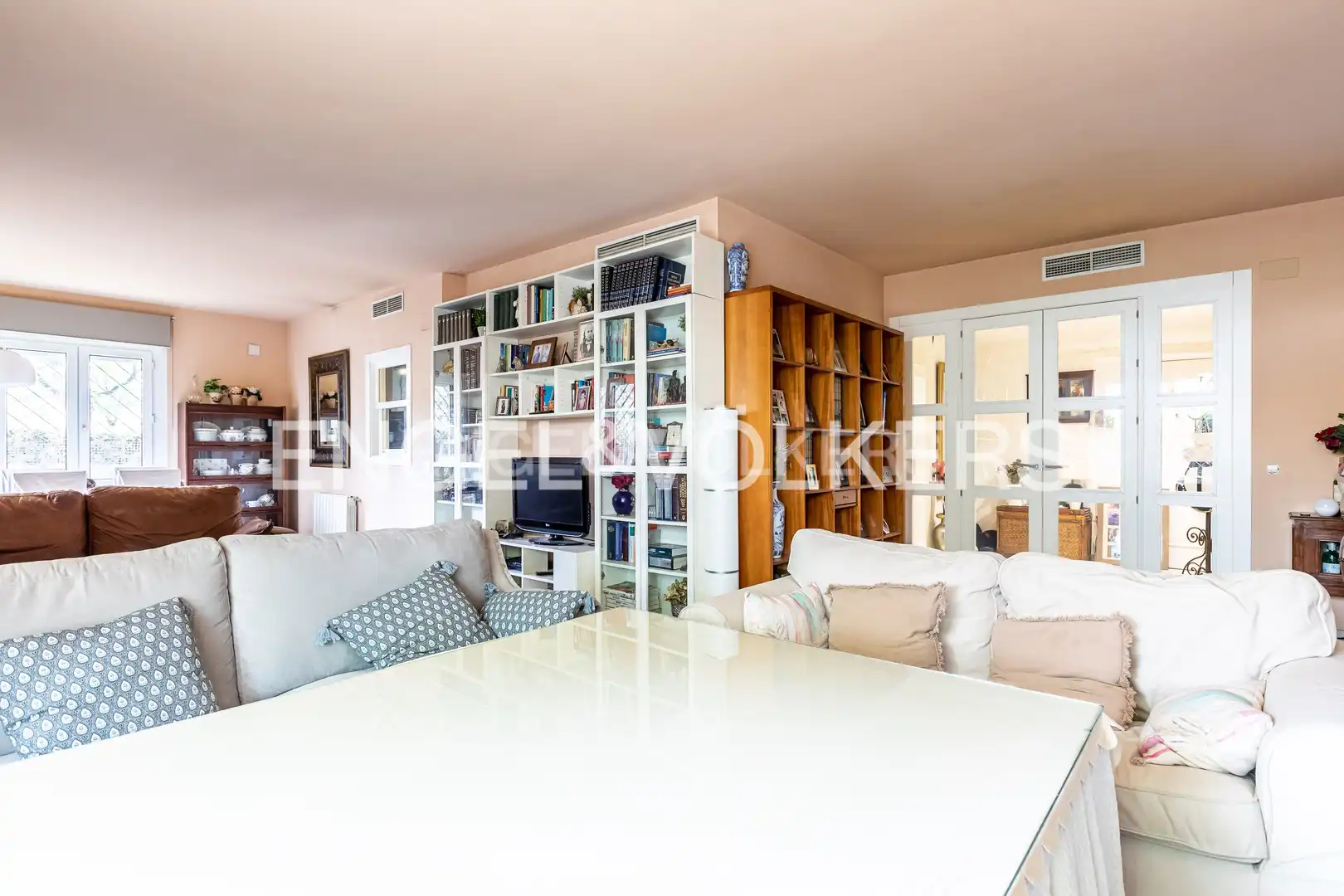 Sala de estar de Piso de alquiler en Sevilla con Aire acondicionado, Calefacción y Trastero