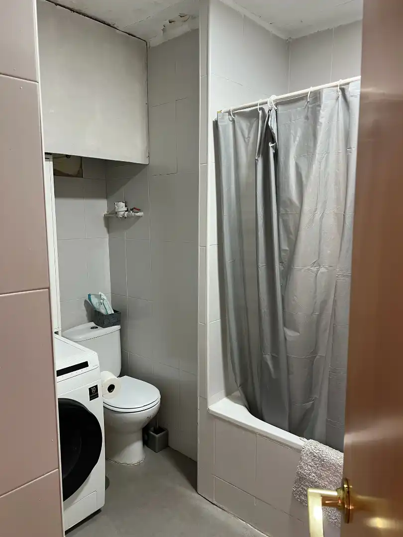 Baño de Piso en venta en Mont-roig del Camp con Aire acondicionado, Terraza y Trastero