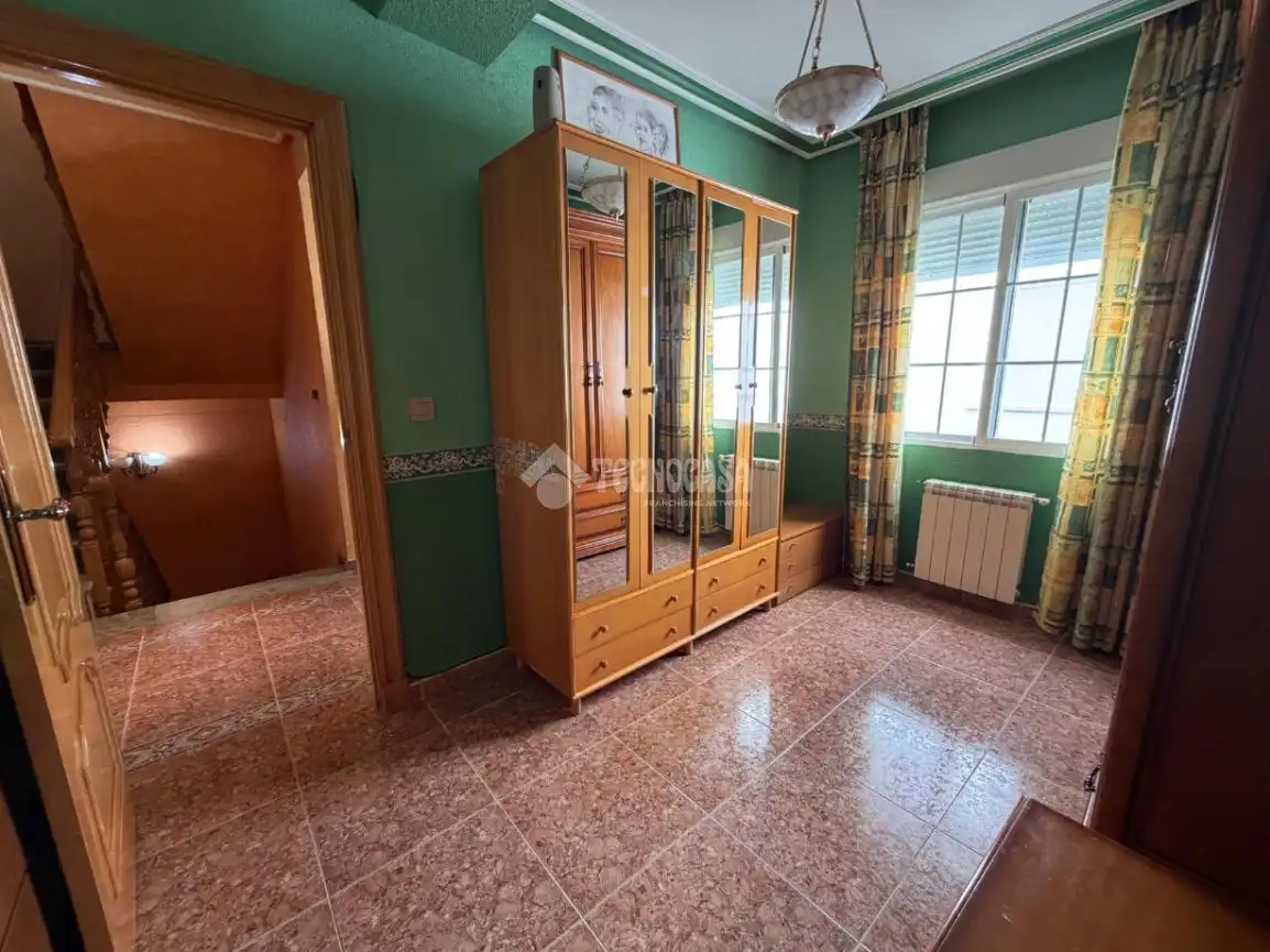Habitación de Casa o chalet en venta en Torredonjimeno